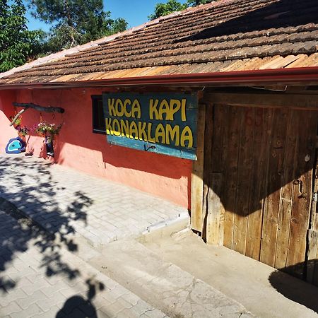 Salda Goelue Koca Kapi Konaklama Yesilova  Esterno foto